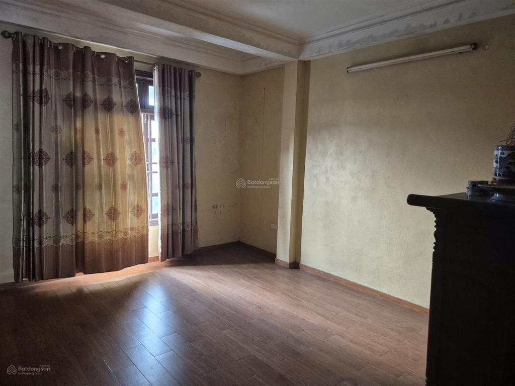 Chính chủ cho thuê nhà 3 tầng phố định công hạ, hà nội, giá tốt