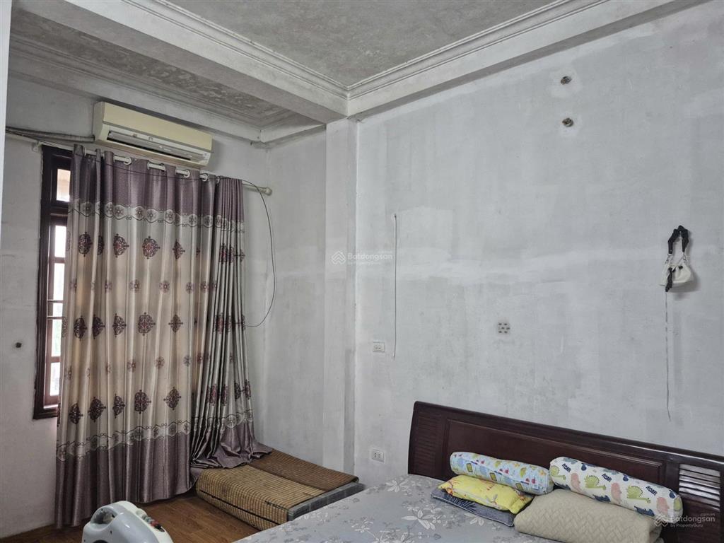 Chính chủ cho thuê nhà 3 tầng phố định công hạ, hà nội, giá tốt