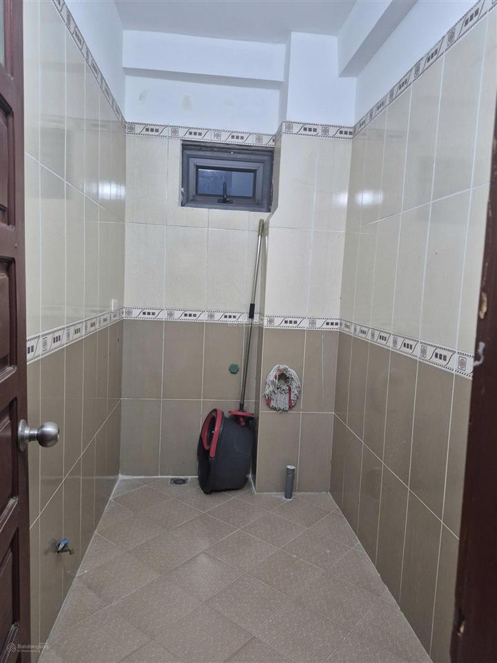 Chính chủ cho thuê nhà 3 tầng tại định công hạ, hoàng mai, phù hợp để ở, làm văn phòng, homestay