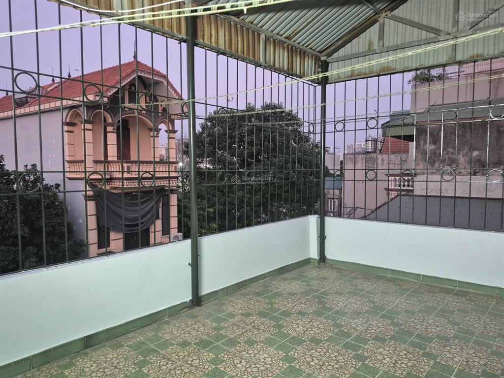 Chính chủ cho thuê nhà 3 tầng tại định công hạ, hoàng mai, phù hợp để ở, làm văn phòng, homestay
