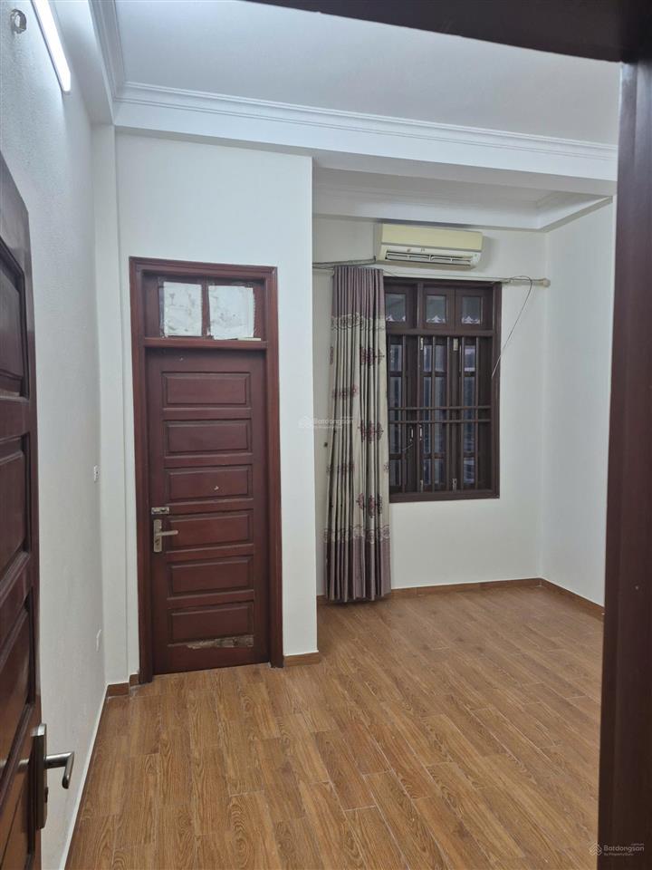 Chính chủ cho thuê nhà 3 tầng tại định công hạ, hoàng mai, phù hợp để ở, làm văn phòng, homestay