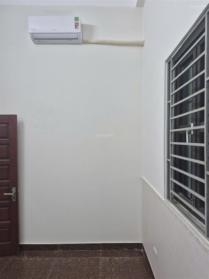Chính chủ cho thuê nhà 3 tầng tại định công hạ, hoàng mai, phù hợp để ở, làm văn phòng, homestay