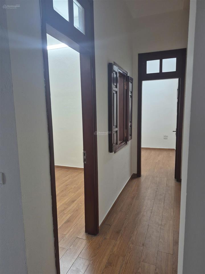 Chính chủ cho thuê nhà 3 tầng tại định công hạ, hoàng mai, phù hợp để ở, làm văn phòng, homestay