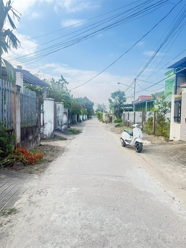 Chính chủ chào bán 320m2 đất ở đô thị nằm sát kđt hiện hữu