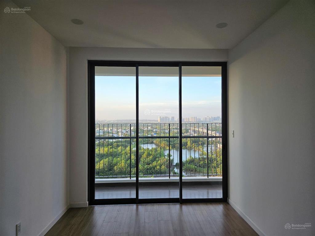 Bán căn hộ q9 3,2 tỷ đã có sổ. 65m2 nhà mới 100% tầng trung view thoáng