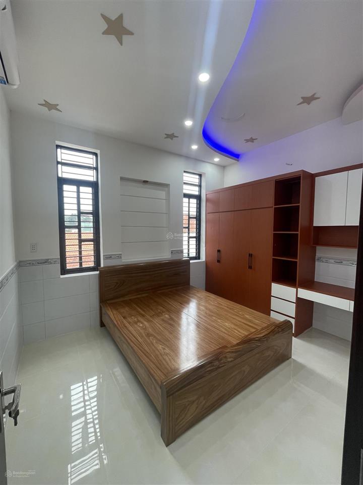 Chính chủ bán nhà mái thái diện tích 220 m2 phường dĩ an giá hời dĩ an đẹp chắc chắn