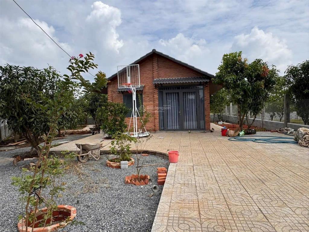 Nhìn thôi đã thấy mê rồi nhà vườn lý tưởng cho khách mua nghỉ dưỡng, làm nơi nghỉ ngơi cuối tuần
