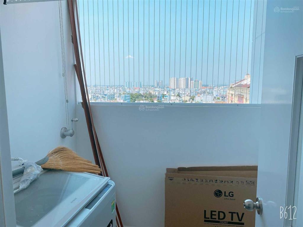 Kẹt tiền bán gấp 2 phòng ngủ full nội thất chỉ 2,95 tỷ chung cư diamond riverside  0901 469 ***