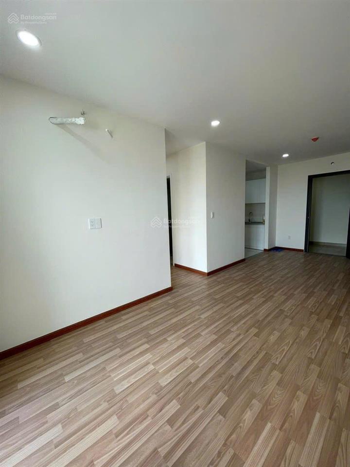 Cho thuê căn hộ trống 73m2  2 phòng ngủ chung cư diamond  q8 giá 8 triệu  0901 469 ***