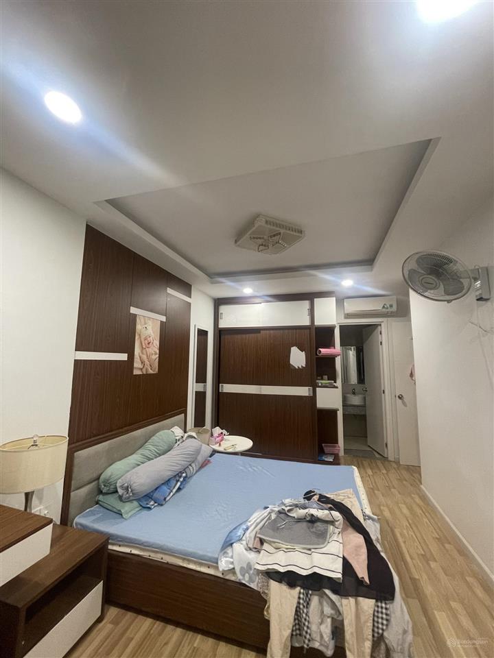 Cho thuê chung cư city gate nhà có ít nội thất view quận 1, giá 8tr  0901 469 ***