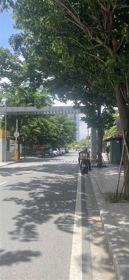 Cho thuê căn hộ diamond riverside quận 8 full nội thất giá 11tr  0901 469 ***