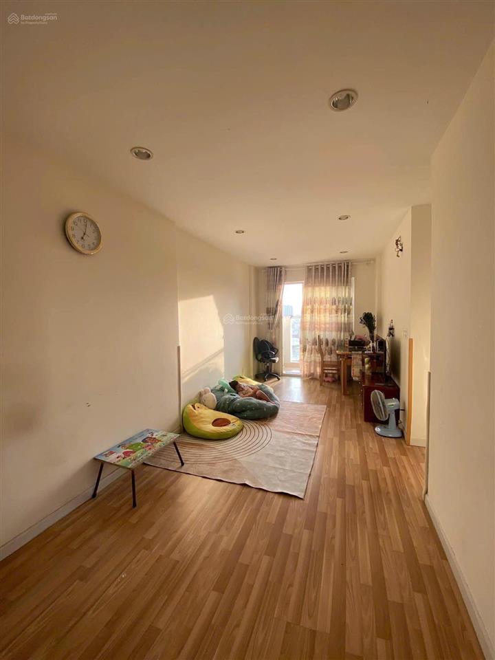 Cho thuê căn góc 2 phòng ngủ chung cư city gate  võ văn kiệt giá 8,5tr  0901 469 ***