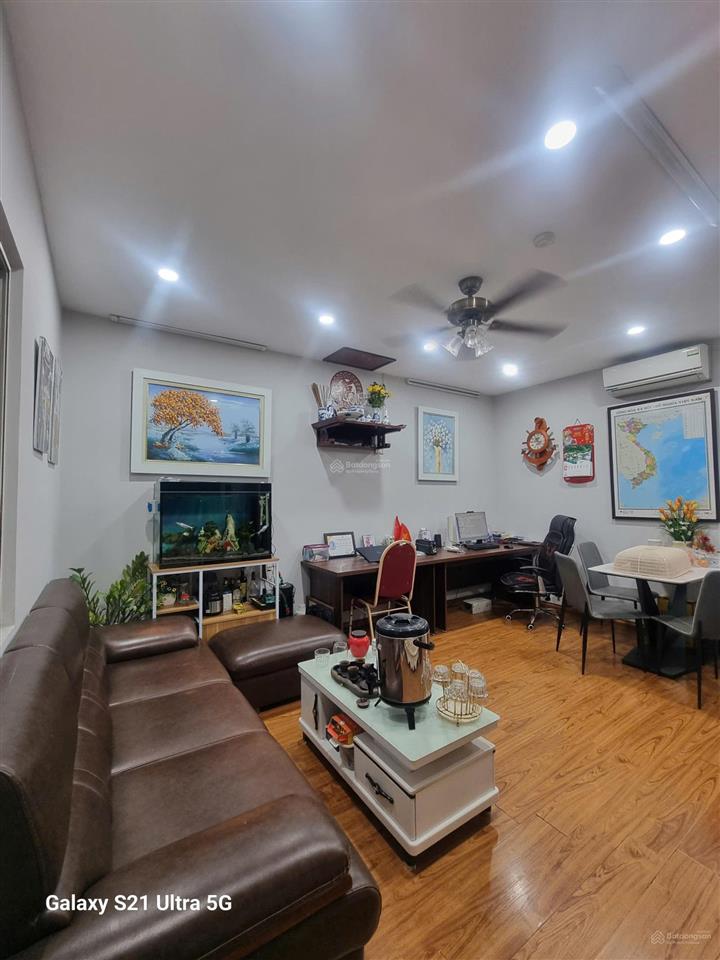 Cần bán gấp ch hồ gươm plaza, căn hộ tầng trung bc đông nam, tòa c, giá thương lượng