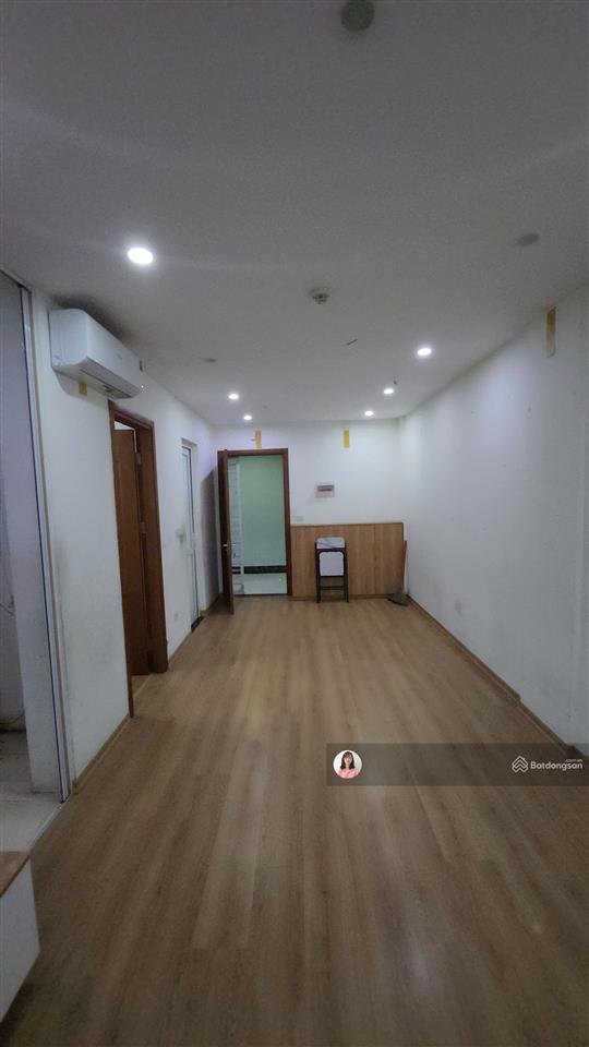 Bán gấp căn hộ khu nhà ở hưng thịnh, ch 2n1wc 56m2 vuông vắn, giá bán trong tuần 3.1 tỷ. có sổ