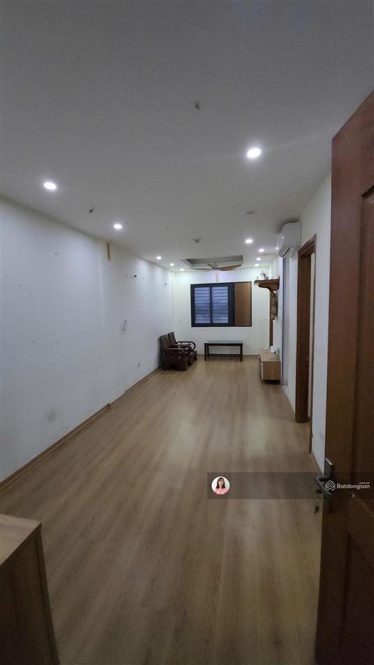 Bán gấp căn hộ khu nhà ở hưng thịnh, ch 2n1wc 56m2 vuông vắn, giá bán trong tuần 3.1 tỷ. có sổ