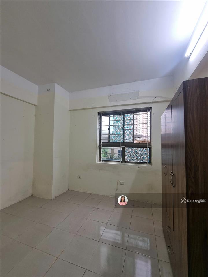Cần bán căn hộ nguyên bản tại kđt xa la, hà đông, 2n2wc có sổ căn góc đẹp giá 3.** tỷ còn bớt