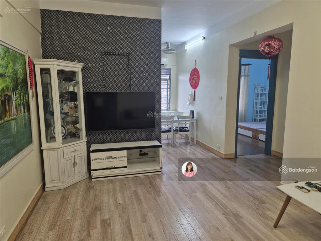 Cần bán chcc ở kđt văn quán, 2n1wc 68m2 giá 4.2 tỷ bao phí, ở rất thích, nhà sạch sẽ sẵn đồ