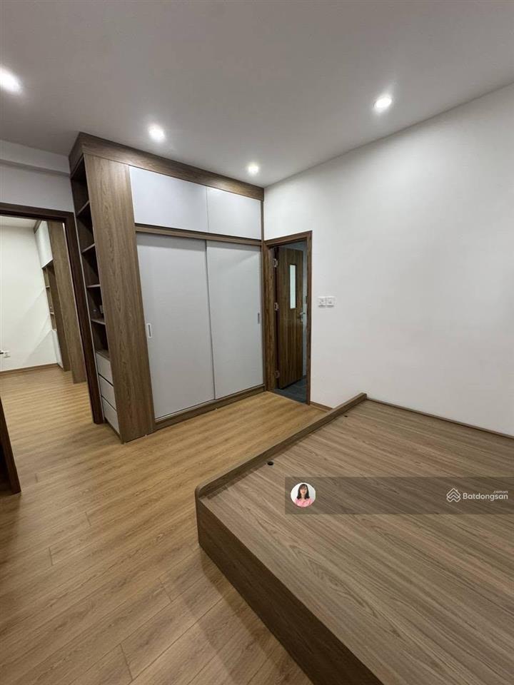 Bán căn hộ 89 phùng hưng, hà đông, chung cư ngay mặt đường tiện đi lại. 2n2wc có sổ, giá nhỉnh 4 tỷ