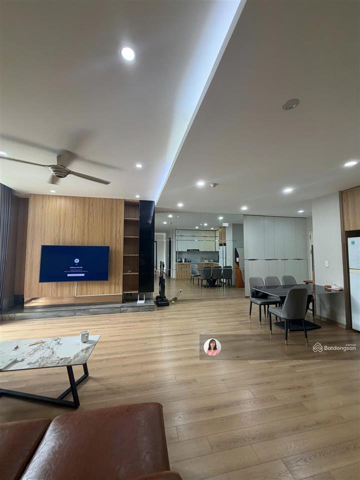 Bán hoặc đổi sang căn nhỏ căn 3 ngủ 116m2 tại tòa usilk 101, tố hữu, hà đông