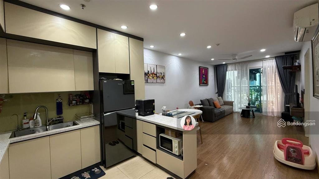 Bán căn hộ tòa hồ gươm plaza hà đông, 2n2wc có sổ, nhà rộng rãi 76m2, xung quanh nhiều tiện ích