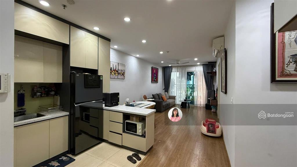 Bán căn hộ tòa hồ gươm plaza hà đông, 2n2wc có sổ, nhà rộng rãi 76m2, xung quanh nhiều tiện ích