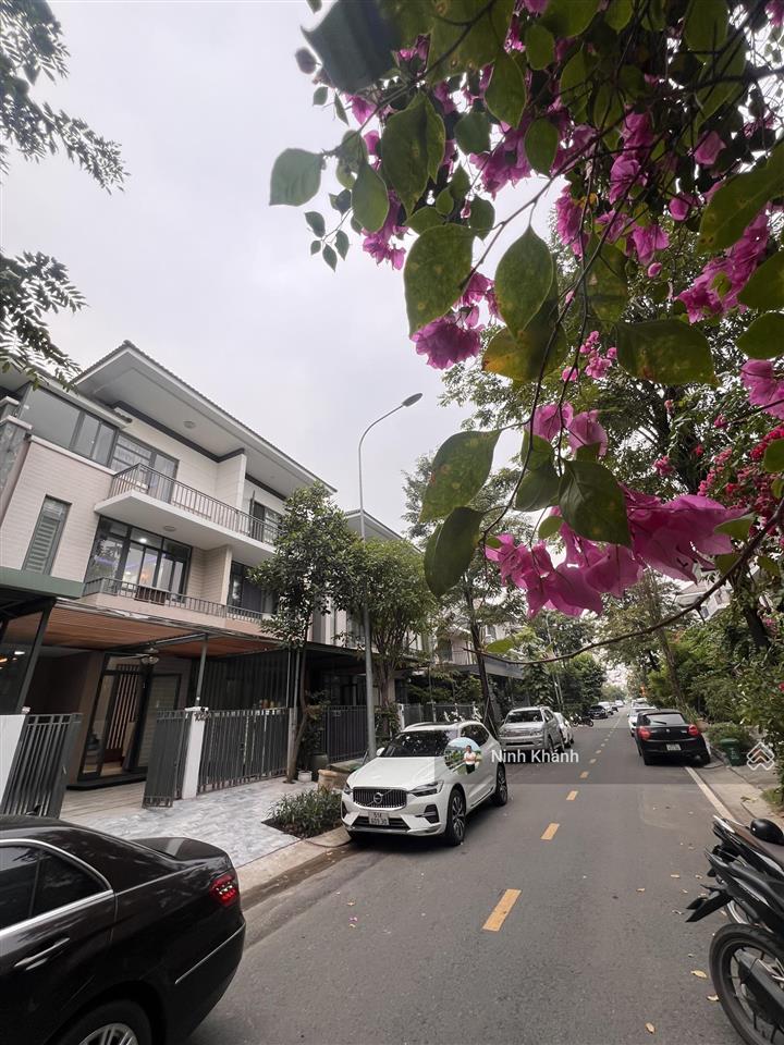 Cho thuê nhanh căn lavila nhà mới đẹp 25 triệu