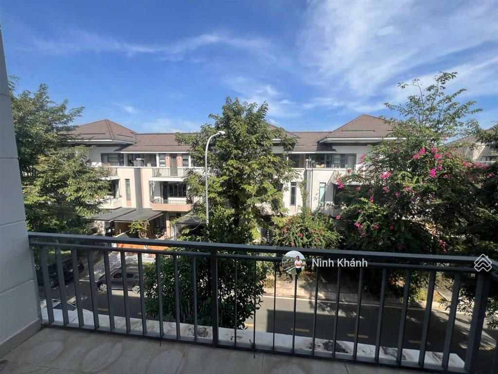 Cho thuê nhanh căn lavila nhà mới đẹp 25 triệu