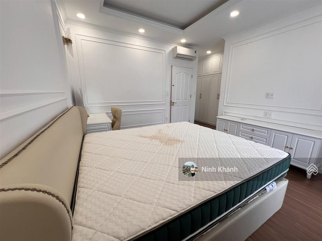 Chính chủ cần bán nhanh căn lavila full nội thất giá bán thiện chí 13.3 tỷ