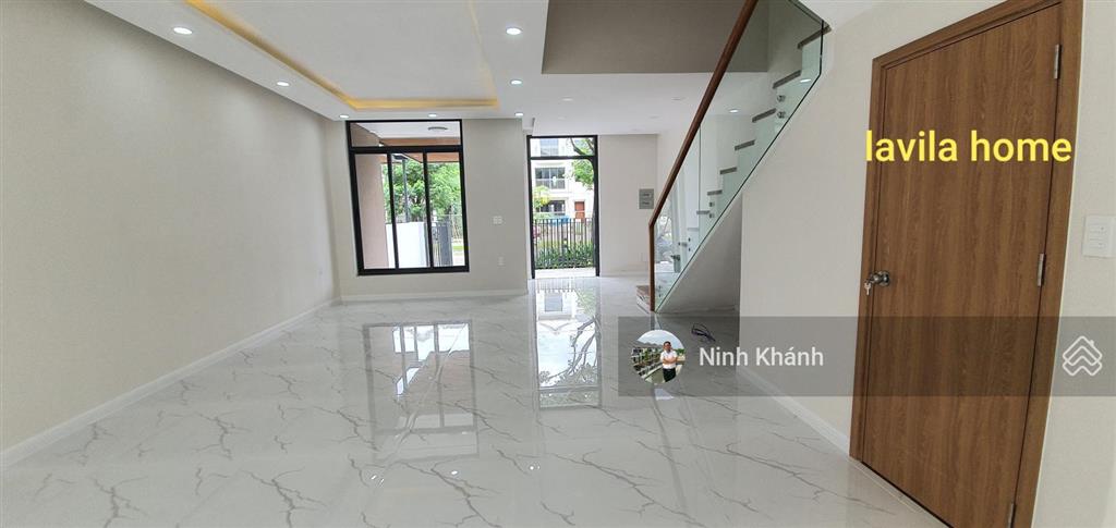 Chính chủ cần bán căn lavila nội thất cơ bản giá rẻ hơn thị trường 2 tỷ gọi ngay 0909 499 ***