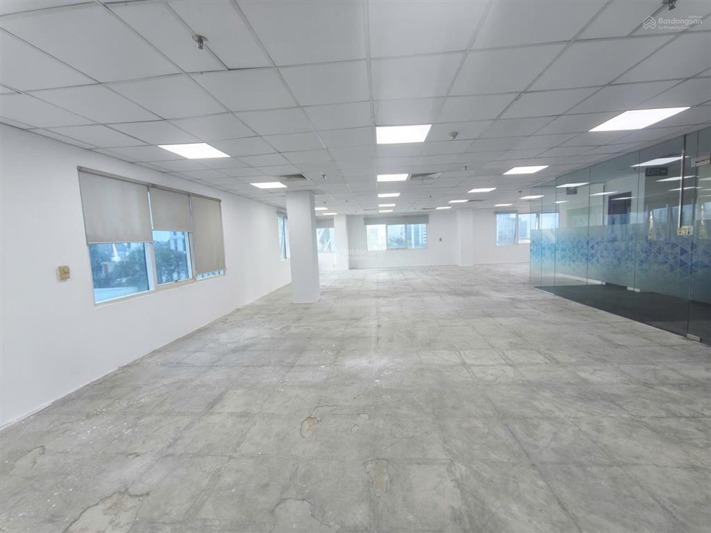Chi office  cho thuê sàn vp dt 280m2 tòa nhà vno 139 paster, quận 3 giá thuê 162tr (gọi có ưu đãi)