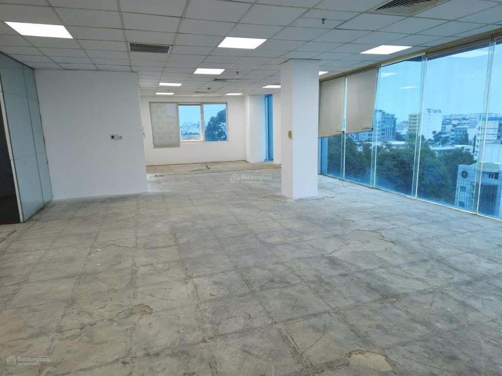 Chi office  cho thuê sàn vp dt 280m2 tòa nhà vno 139 paster, quận 3 giá thuê 162tr (gọi có ưu đãi)