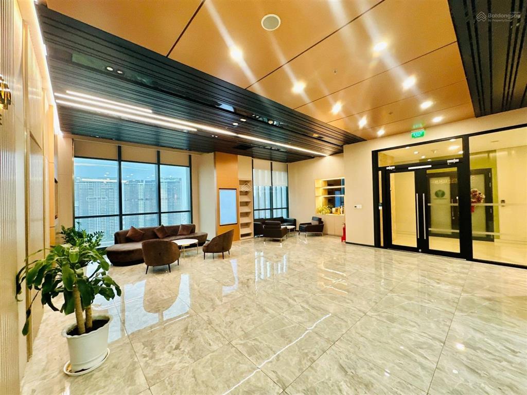 Chi office  cho thuê sàn vp luxury dt lớn 591m2 tại uoa tower tân trào, quận 7 (gọi chi có ưu đãi)
