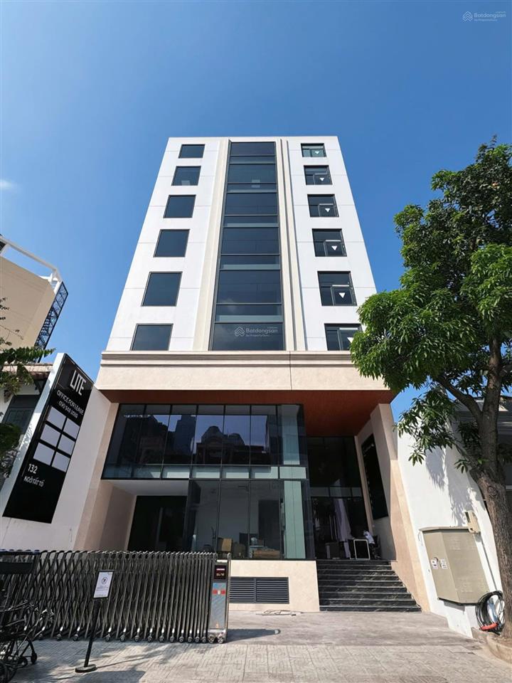 Chi office  cho thuê sàn văn phòng diện tích lớn 376m2 tại tòa nhà mới 132 ngô tất tố, bình thạnh