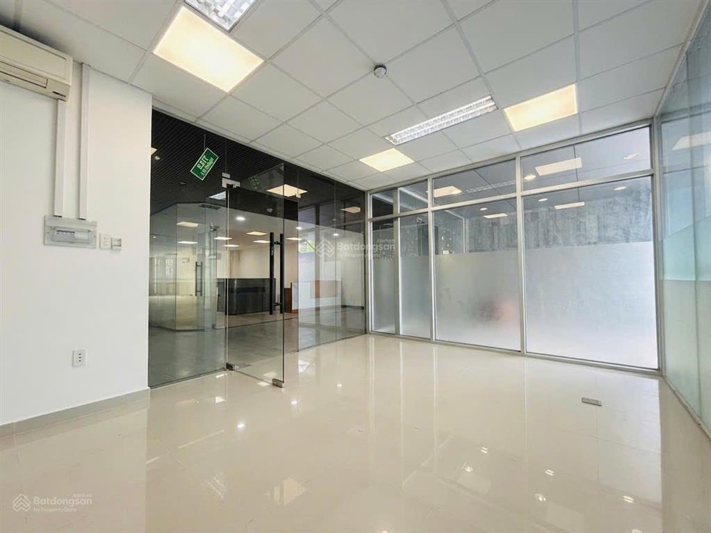 Chi office  cho thuê văn phòng m.o.r.e hoàng hoa thám 100m² giá tốt (gọi chi có ưu đãi)