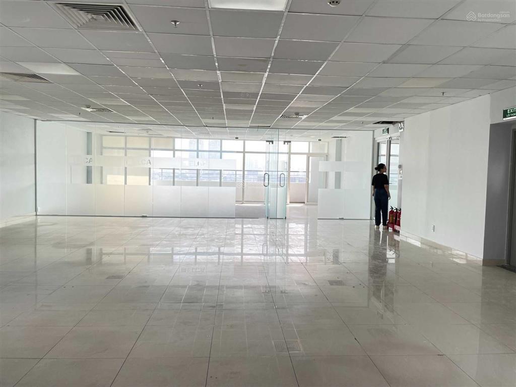 Chi office trực tiếp cho thuê building ebm 683 điện biên phủ, diện tích 130m2, gọi nhận ưu đãi