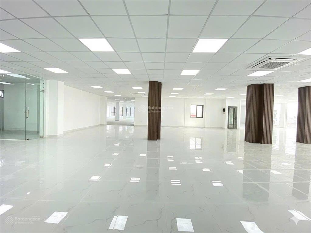 Chi office  cho thuê văn phòng 180m2 tại 19 tân cảng, bình thạnh, ngay ga metro tân cảng  giá tốt
