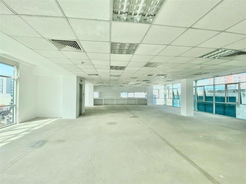 Chi office  cho thuê nguyên sàn văn phòng 180m2 gần ga metro tân cảng  tòa nhà savista,bình thạnh