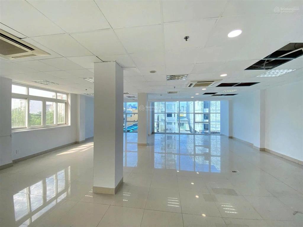 Chi office  cho thuê nguyên sàn 140m2mặt tiền ung văn khiêm, bình thạnh, giá thuê ưu đãi còn 48tr