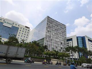 Mới  sàn văn phòng cao cấp 500m2 tại e.town 6  364 cộng hòa, gần sân bay, giá ưu đãi tốt