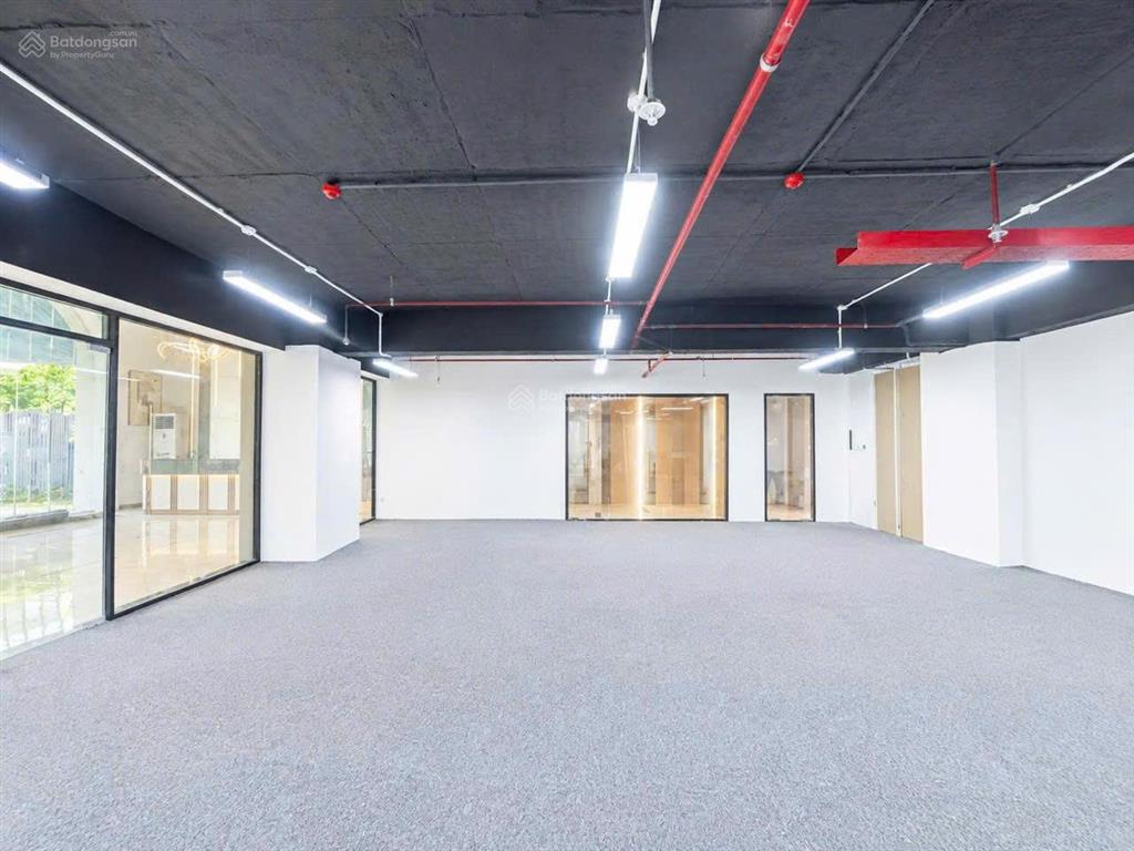 Chi office cho thuê văn phòng tại nguyễn văn trỗi, 148 triệu, 300m2