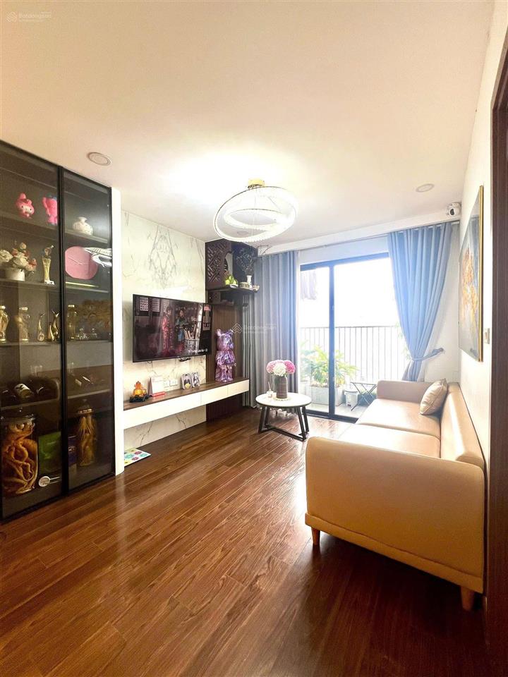 Chính chủ cần cho thuê roman plaza 2 ngủ full đồ mới giá 13tr/tháng vào luôn.  sdt 0888.066,098
