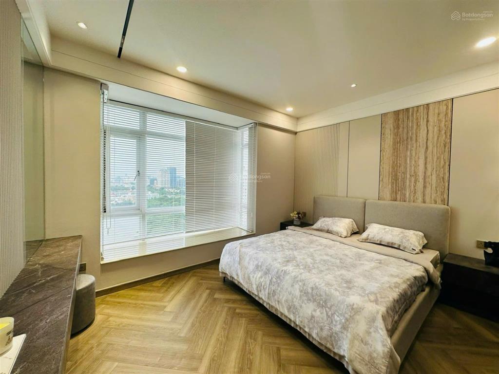 Bán nhanh căn hộ 3pn 130m2 view sông tại riverside residence, giá 15,5 tỷ, pmh