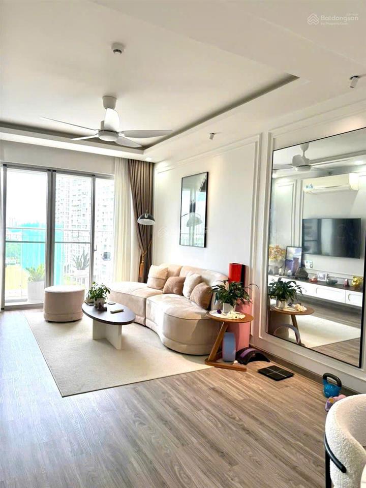 Đi định cư cần bán căn hộ scenic valley đầy đủ nội thất, 3pn, 2wc giá tốt, 0903 312 ***