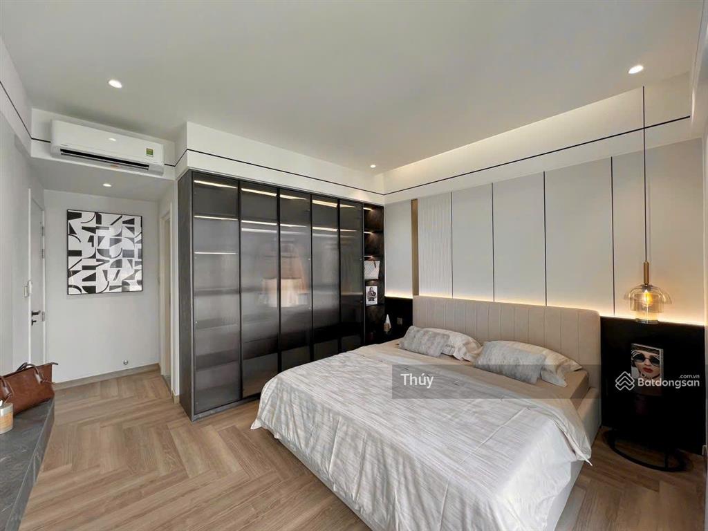 Cần bán nhanh căn hộ grand view phú mỹ hưng, nhà đẹp, view xinh, giá tốt
