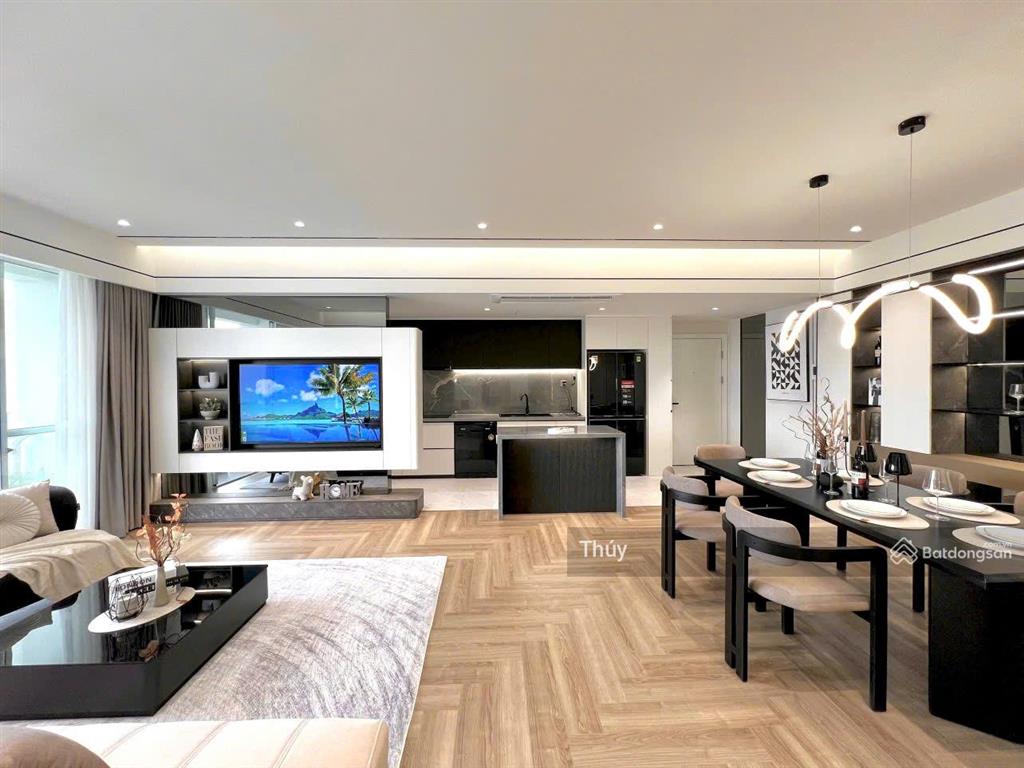 Cần bán nhanh căn hộ grand view phú mỹ hưng, nhà đẹp, view xinh, giá tốt