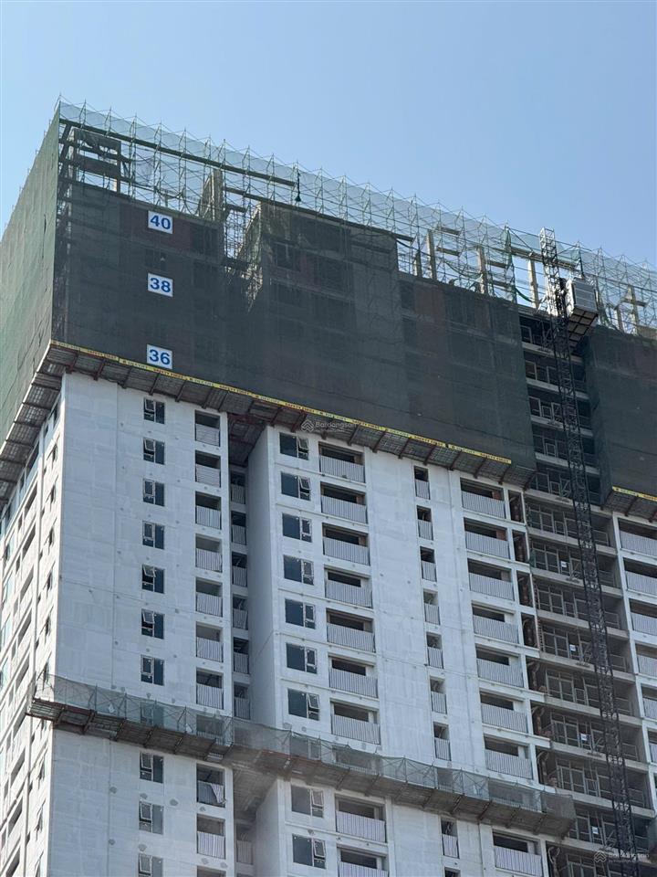 Cần bán lỗ căn 70m2 thiết kế góc, tầng đẹp view đẹp dự án picity sky park.  0902 471 ***