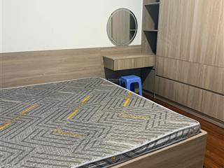 Cần cho thuê căn 2pn2wc full nội thất đẹp, ở liền, view mát, tầng đẹp.  0902 471 ***