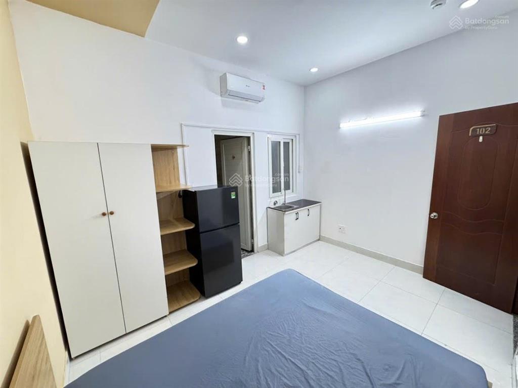 Chdv mới full nội thất cửa sổ trời ngay đh nguyễn tất thành, vườn lài