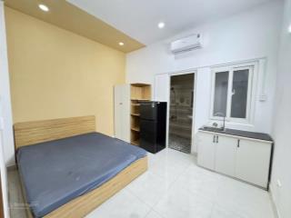 Chdv mới full nội thất cửa sổ trời ngay đh nguyễn tất thành, vườn lài