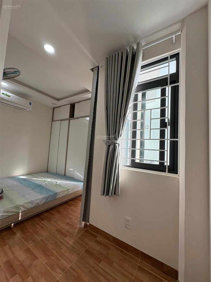 Cần bán gấp nhà mới xây chấp nhận bán lỗ do thay đổi nơi ở.